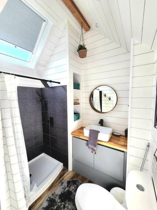 Romantic Tiny Home With Private Deck Apple Valley Exterior foto